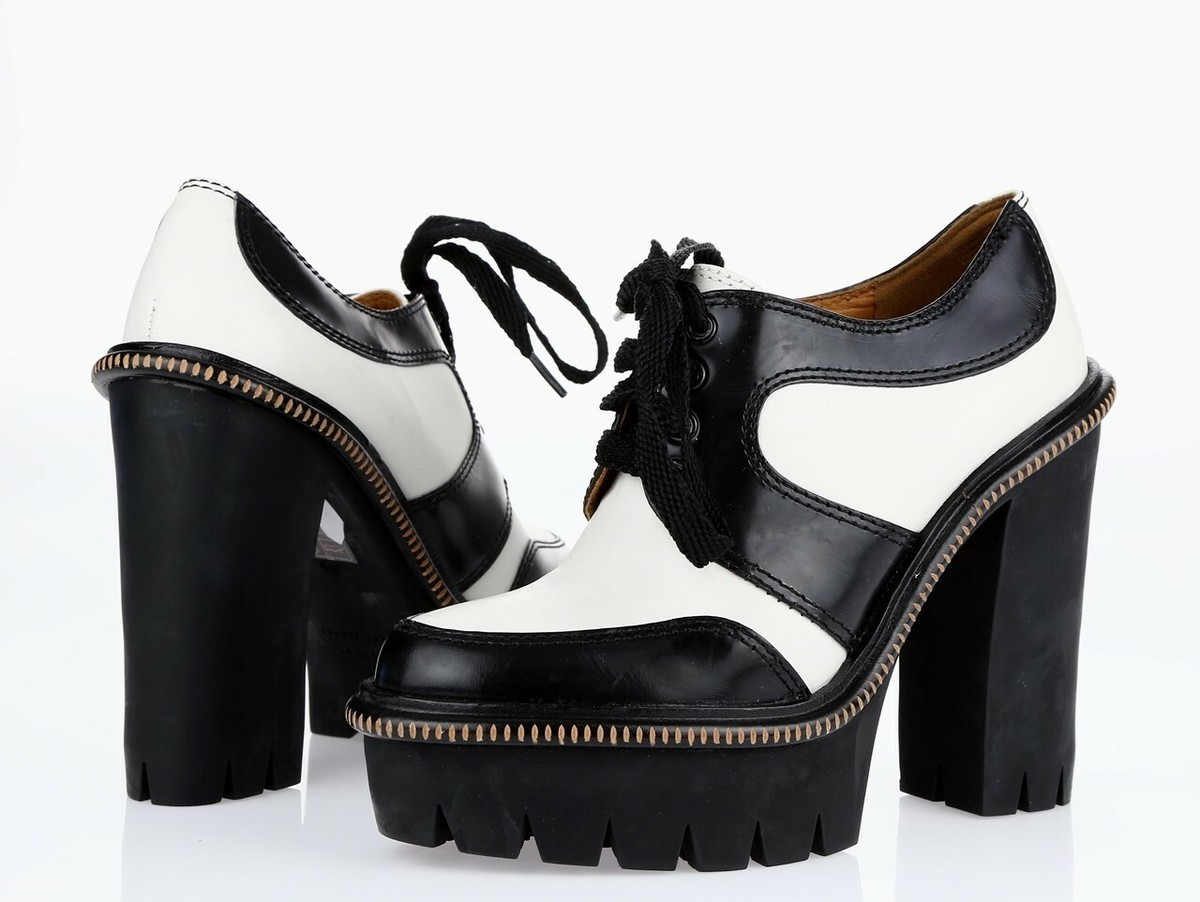 ショートブーツ・ブーティ MARC JACOBS Woman Flat ankle boots Black 2R4FBO001F11 005 Women's MARC BY MARC JACOBS Platform Black White Oxford Heel
