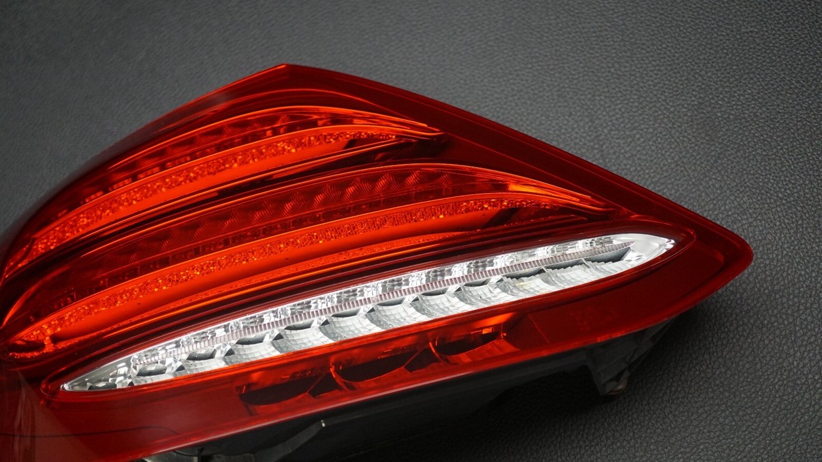 OEM MERCEDES BENZ E W213 REAR LEFT OUTER LED TAILLIGHT A2139067900