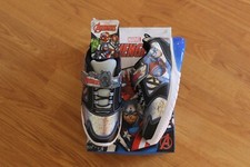 NWT BOYS MARVEL SZ 1 SHOES AVENGERS LIGHT UP