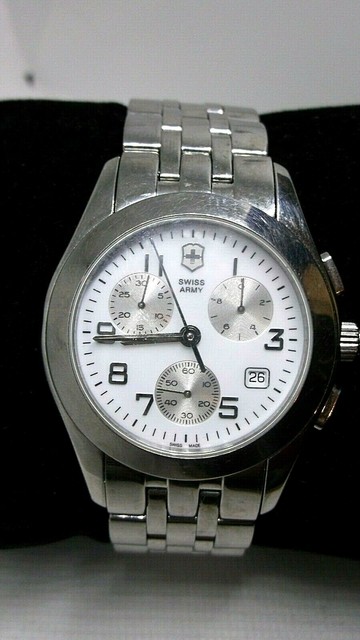 swiss army victorinox stainless steel sapphire crystal watch