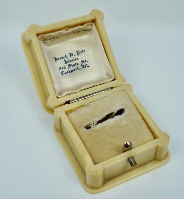 Antique Joseph Pele Lockport Illinois Celluloid Ring Display Presentation Box