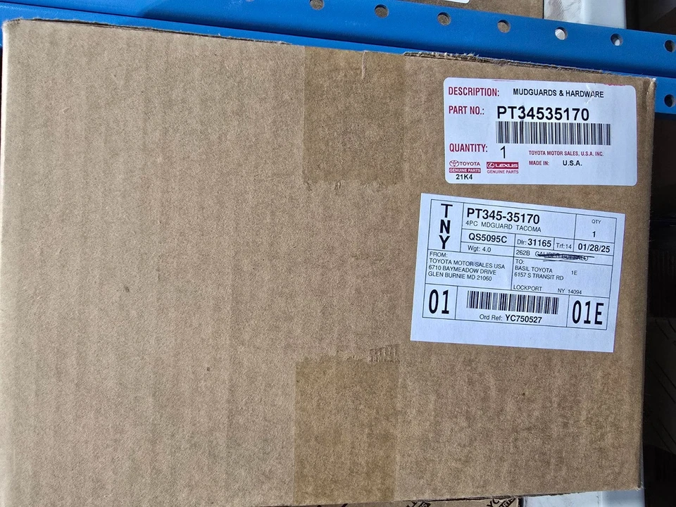 Juego de guardabarros contra salpicaduras PT345-35170 Toyota Tacoma 2016 a 2023 genuino OEM OE Foto 3 de 3