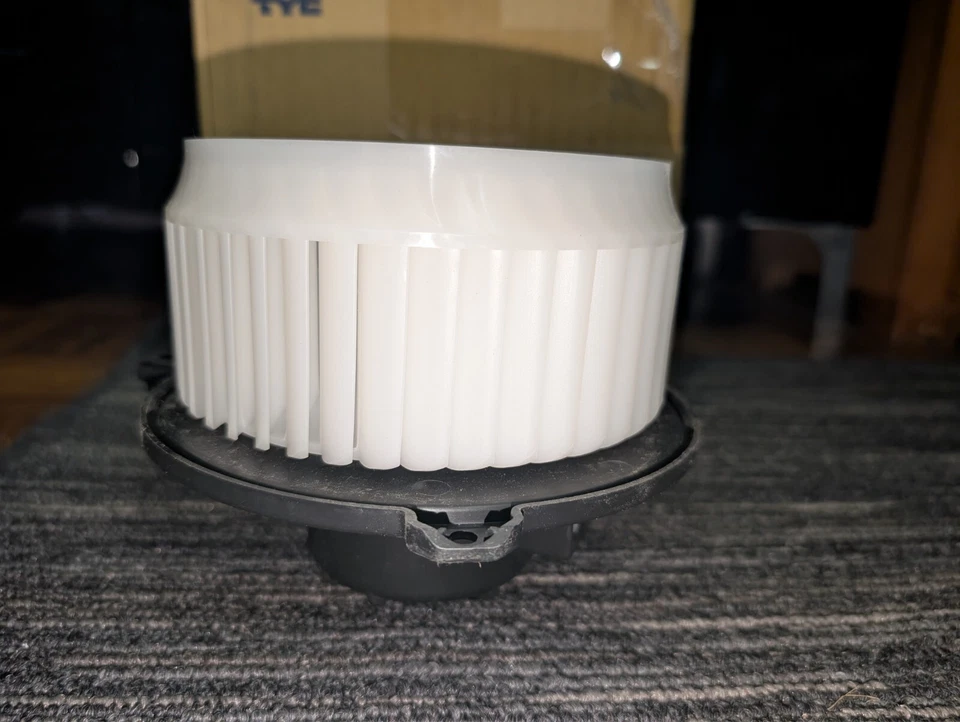 TYC HVAC Blower Motor Genuine 700266 for 2013-2015 Chevrolet Spark 1.2L - Image 2 of 4