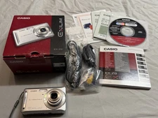 CASIO EXILIM EX-Z9 Silver 8.1 MP 3x Optical Digital Camera EUC no charger