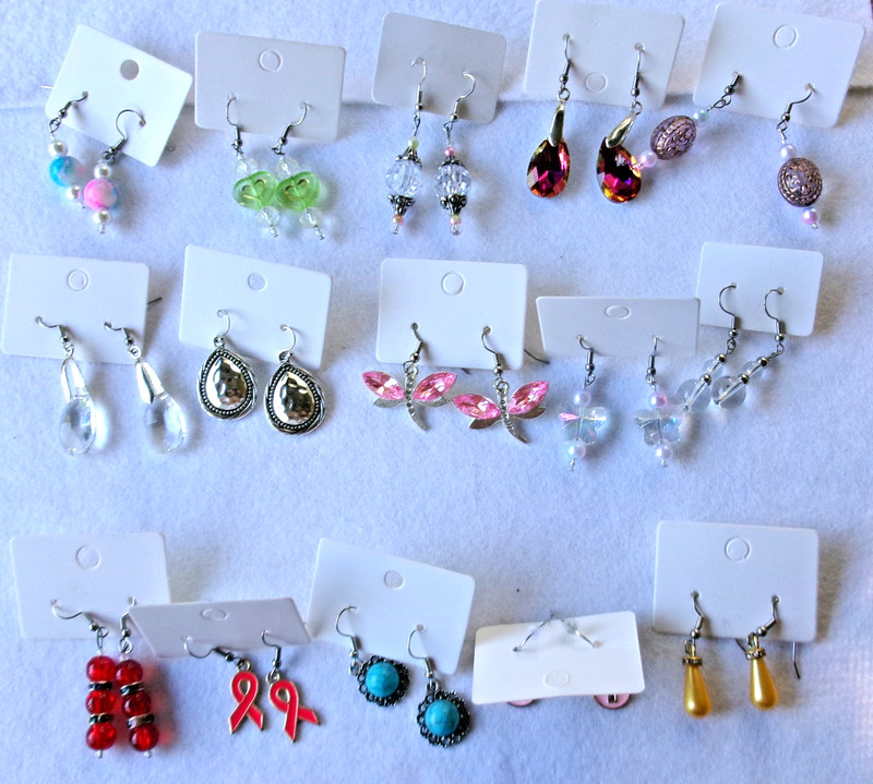 dangle  earrings lot of 15 free shipping