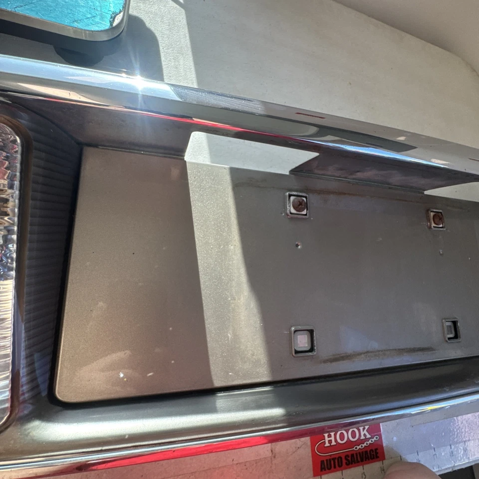 Cadillac Deville 2003 lámpara de reversa soporte de matrícula Foto 3 de 4