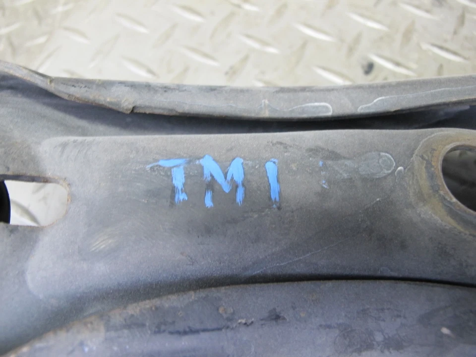 00-05 TOYOTA MR2 SPYDER ZZW30L FRONT RIGHT SUSPENSION LOWER CONTROL ARM OEM - Image 2 of 4