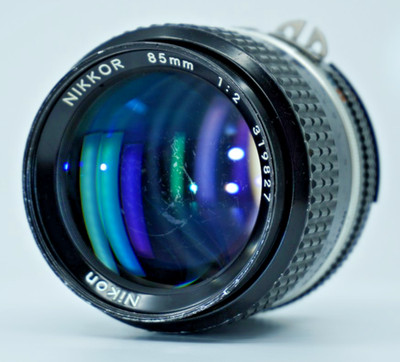 Nikon Ai-S NIKKOR 85mm f/2 MF Portrait Prime Objektiv #319827 [Exc+5] aus JAPAN