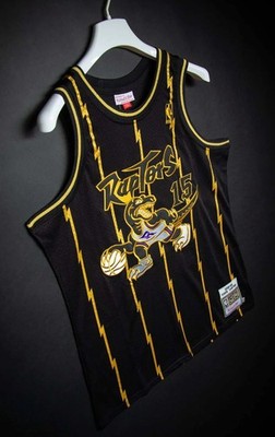 ✓ Toronto Raptors Vince Carter Black & Gold Mitchell & Mess NBA