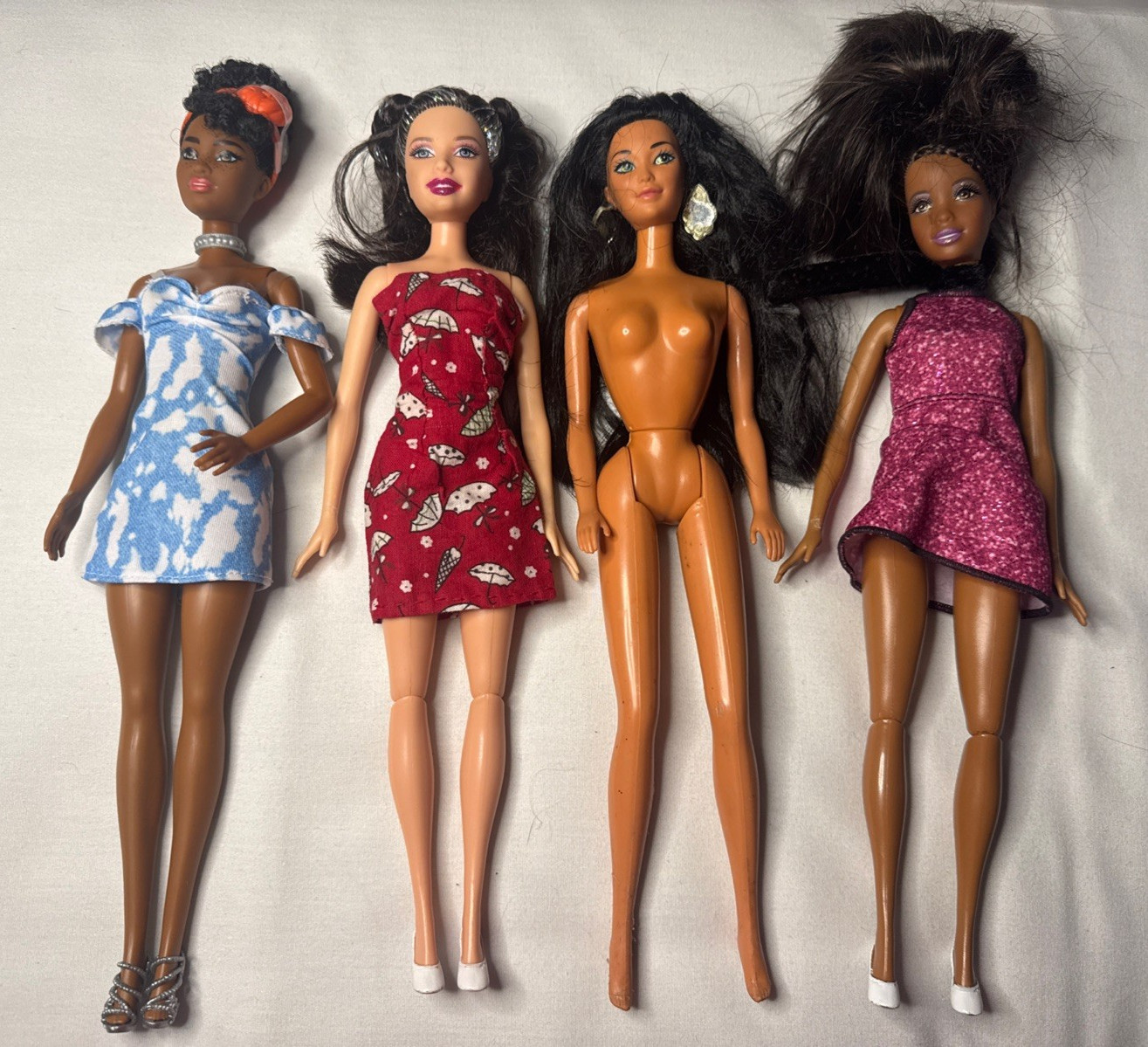Lot of 4 Mattel Barbie Dolls w/ Some Clothes - Read Description!