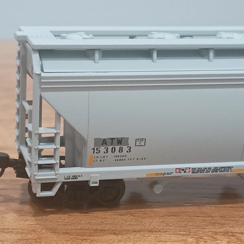 ATLAS N Scale 50 000 623 ACFX 5250 Atlantic & Western #153083 4-Hopper Car NOS  - Image 3 of 4