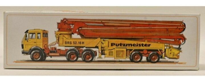 Mercedes Benz Putzmeister M52 Concrete Pumper - 1/50 - Conrad