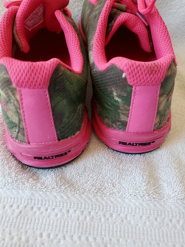 REALTREE Girl COBRA JR Camo Athletic Trail Hiking Shoe, Black & Pink Sz 5 M - Picture 7 of 9