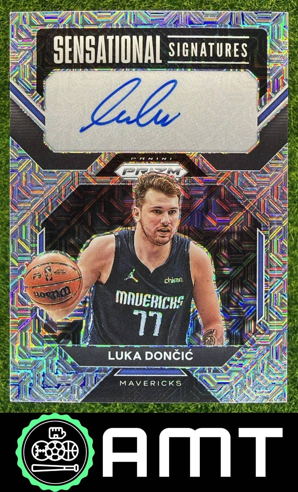 Luka Doncic 2022-23 Panini Prizm 5/25 Sensational Auto Prizms Mojo Dallas SS-LD