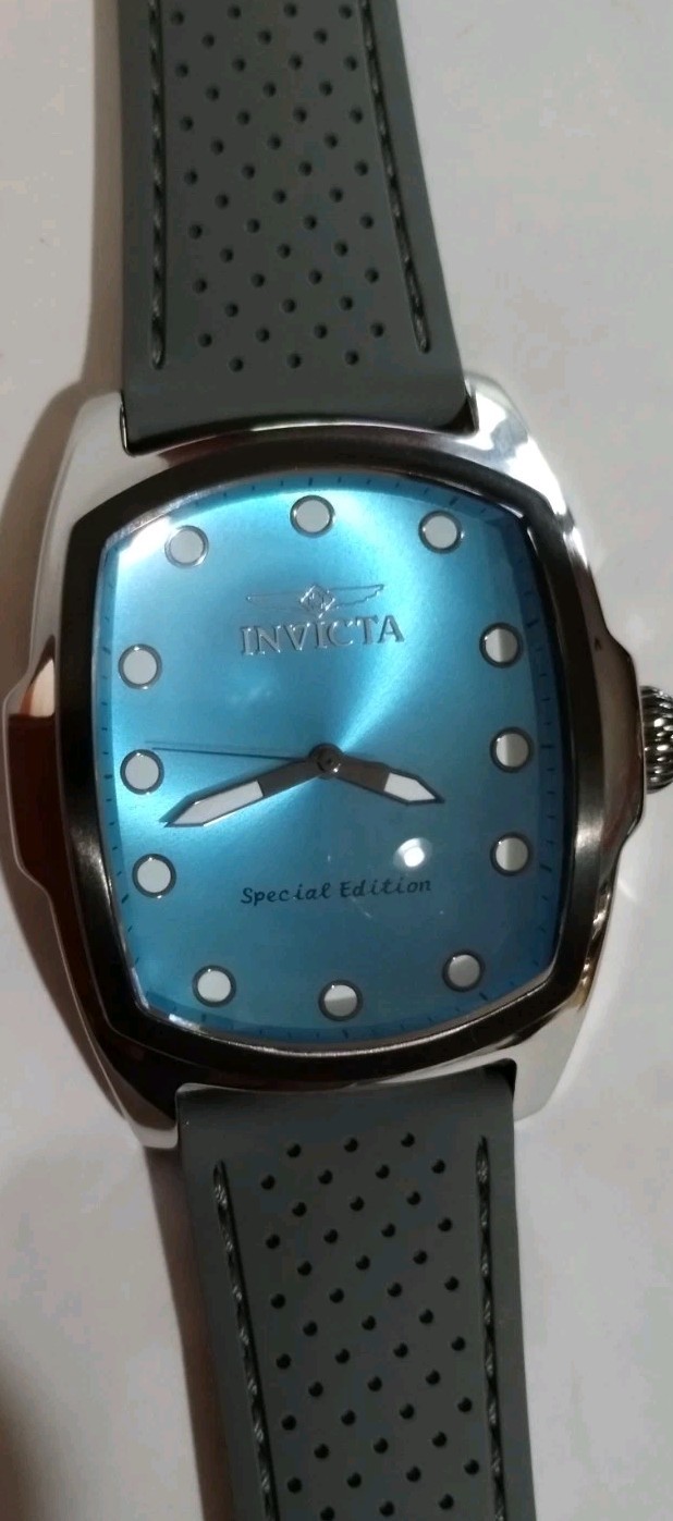 Invicta  Grand Lupah  Model #36877  100Ft.  Flame Fusion  FREE SHIP!