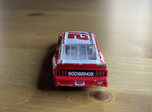 Ryan Blaney #12 Body Armor 2022 Wave 8 NASCAR Authentics 1:64 Die-cast Car Toy - Picture 4 of 7