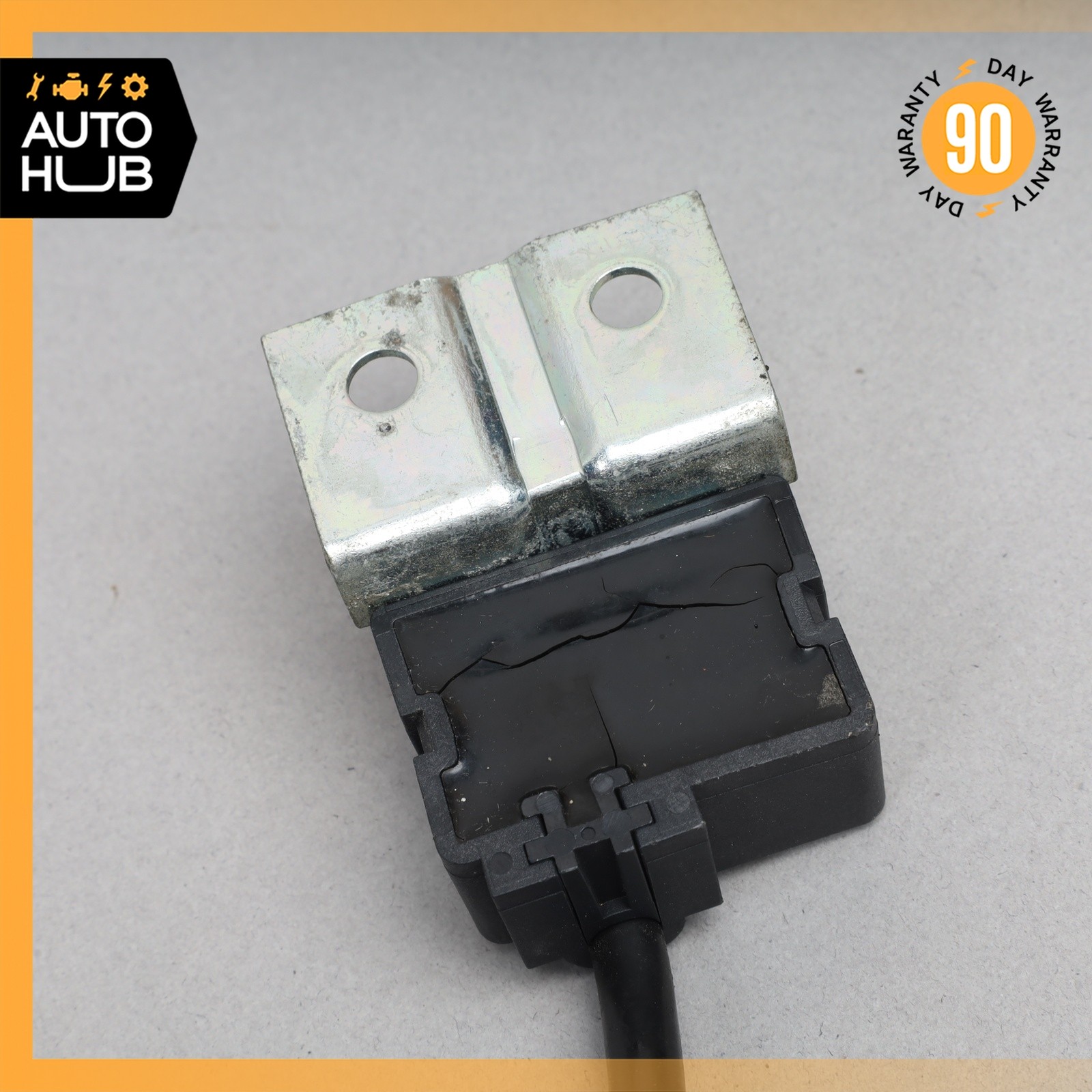 02-19 Maserati GranTurismo Coupe 4200 Vertical Acceleration Sensor 232082 OEM