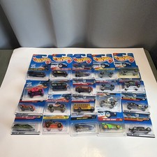 Lot of 20 Hot Wheels Die Cast Cars 5
