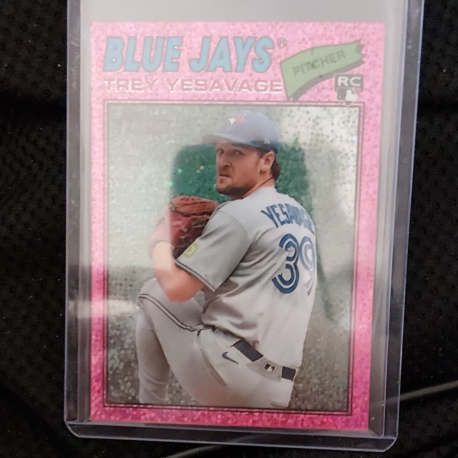 Topps 2026 Heritage Trey Yesavage Toronto Blue Jays Chrome Pink Sparkle RC #245