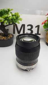 HOYA HMC Nikon  135mm F2.8  Manual Focus Prime Lens  f mount GREAT CONDITION