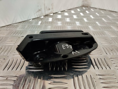 BMW 3er E90 Halterung Heckstoßstange Rechts Hinten 7118194