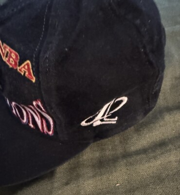Vintage Chicago Bulls 1997 NBA Finals Champions Logo Athletic