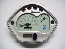 CRUSCOTTO CONTACHILOMETRI PIAGGIO VESPA LX 50cc.  2005 AL 2013 / 80 Km/h NUOVO