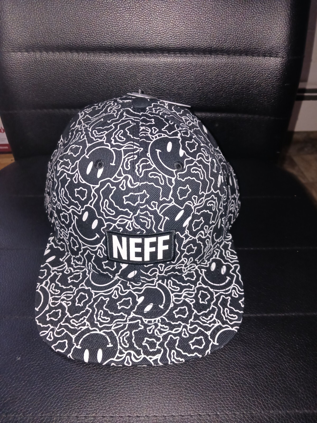Picture 1 of 4