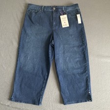 Gloria Vanderbilt Amanda Capri Jeans Women's 16 All-Around Slimming Effect NEW