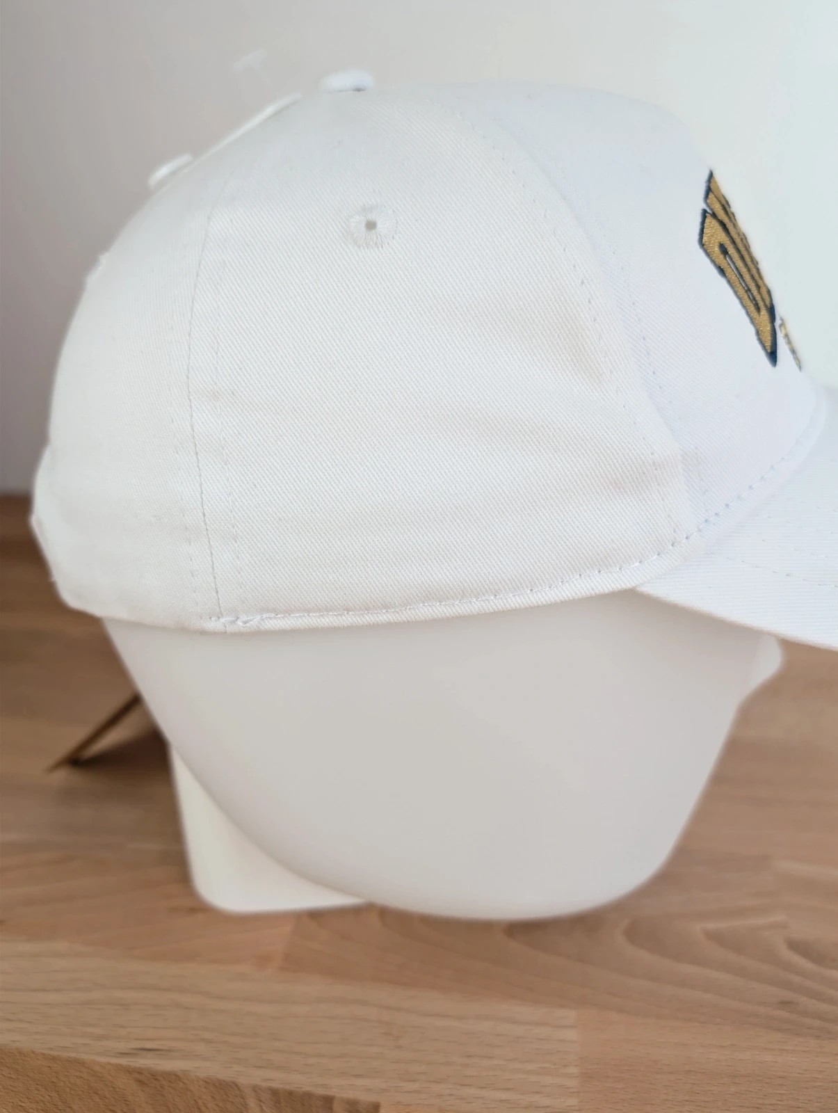 Diesel NWT white snapback cap. One Size. DN3922 image 7