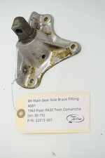 Piper Twin Comanche PA-30 R/H Main Gear Side Brace Fitting Assembly, 22513-001