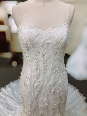 Nagelneu Größe 10/12 Perlen Elegant/Brautkleid 