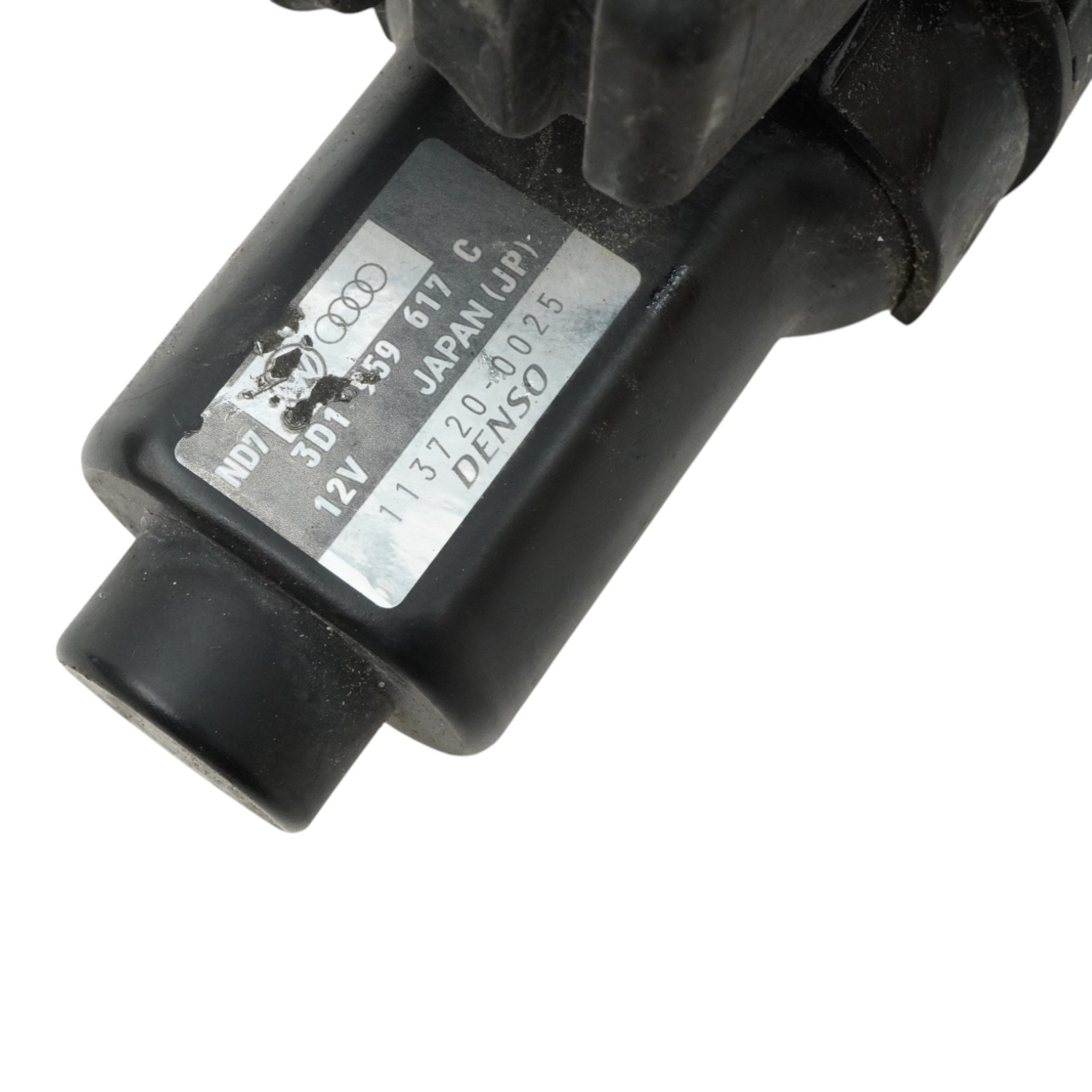 Bentley Continental GT 2003-2012 Right Heater control valve P/N 3D1959617C