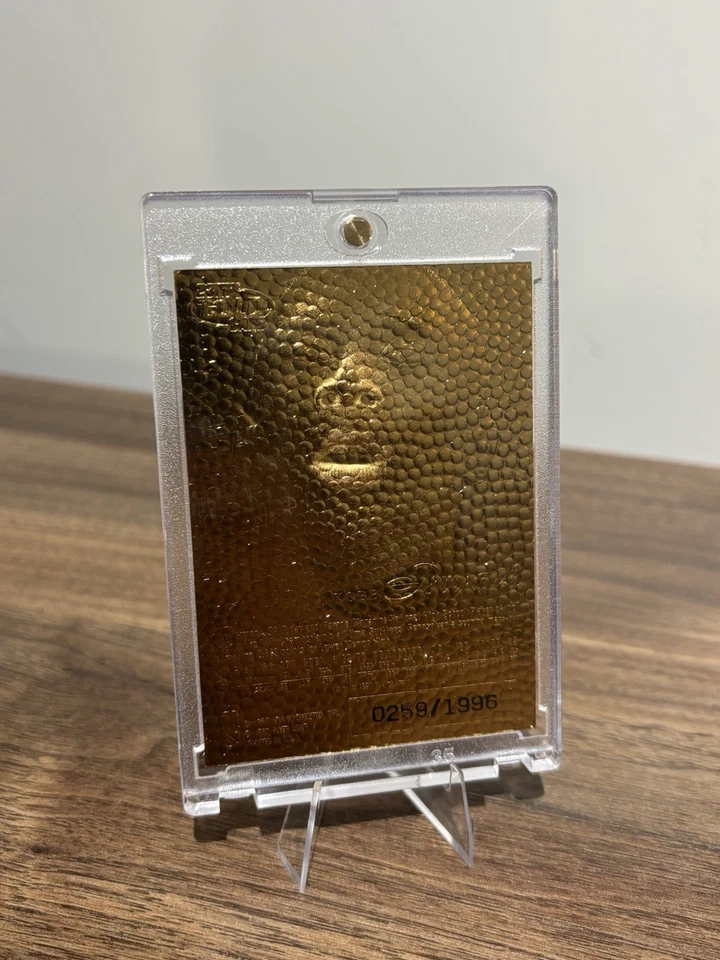 1996-97 Flair Showcase Kobe Bryant 23k Gold Basketball Texture /1996 RC Lakers - Image 2 of 2