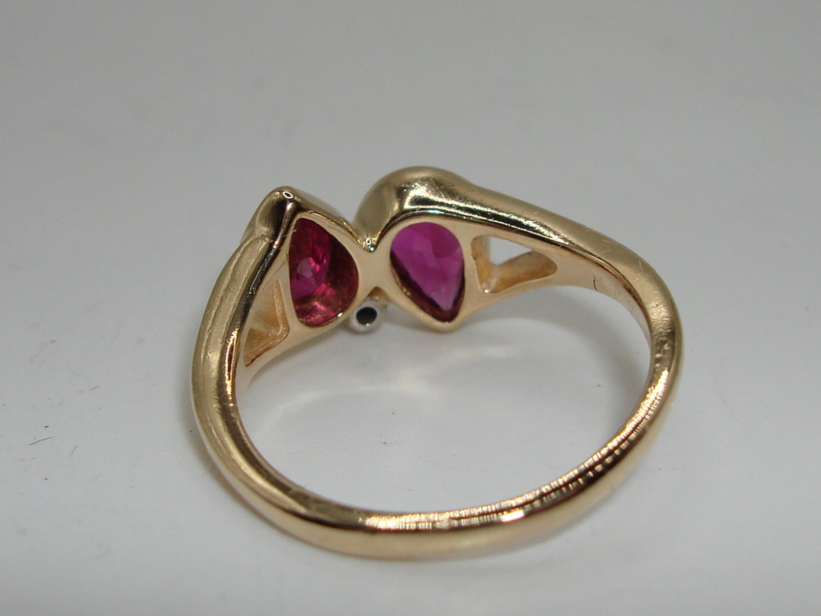 UNIQUE 14K SOLID GOLD APPROX. 2/3 CARAT RUBY & DI… - image 4