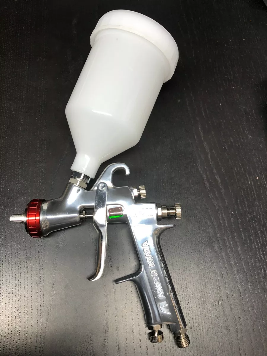 Iwata Spray Gun W400 LV-WBX 1.3mm with Cup and Regulator made for US Market