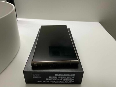 Samsung Galaxy S24 Ultra - 256 GB - Titanium Gray (Unlocked) for