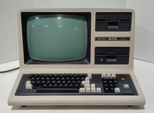 Radio Shack TRS-80 Model 4 Microcomputer 64K Vintage 1983 26-1069A Power Tested