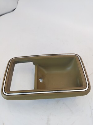 レリーズカバー 1979-1983 Datsun Nissan 280ZX Interior Door Handle Trim