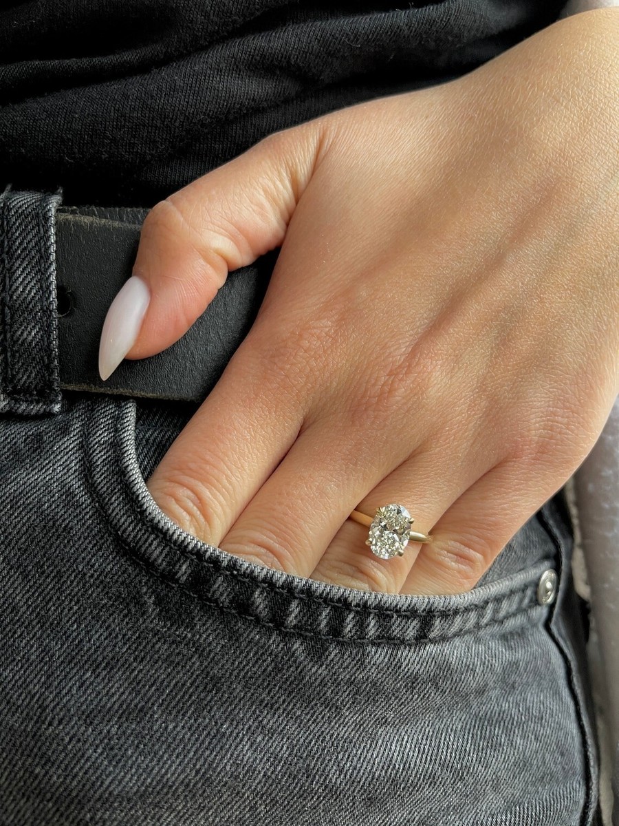 Ct G VS1 Oval Cut Solitaire Lab Grown Diamond Ring IGI