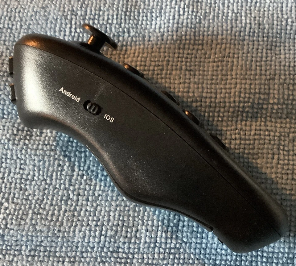 VR Box 2.0 Remote Control VR Glasses Controller Virtual Reality iPhone Android - Image 2 of 4