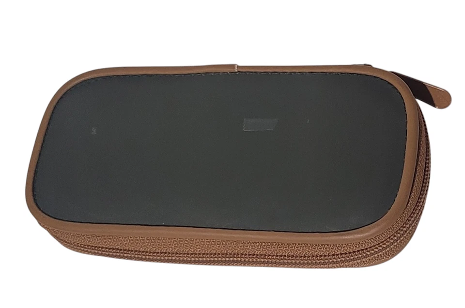 Estuche de reloj GUESS vintage de los años 80 y 90 verde y tostado estuche de viaje con cremallera SOLO M28 Foto 3 de 3