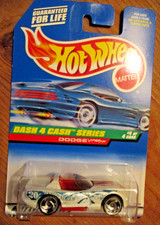 1997 Hot Wheels Dash for Cash Series 4 of 4 cars # 724 Dodge Viper RT/10