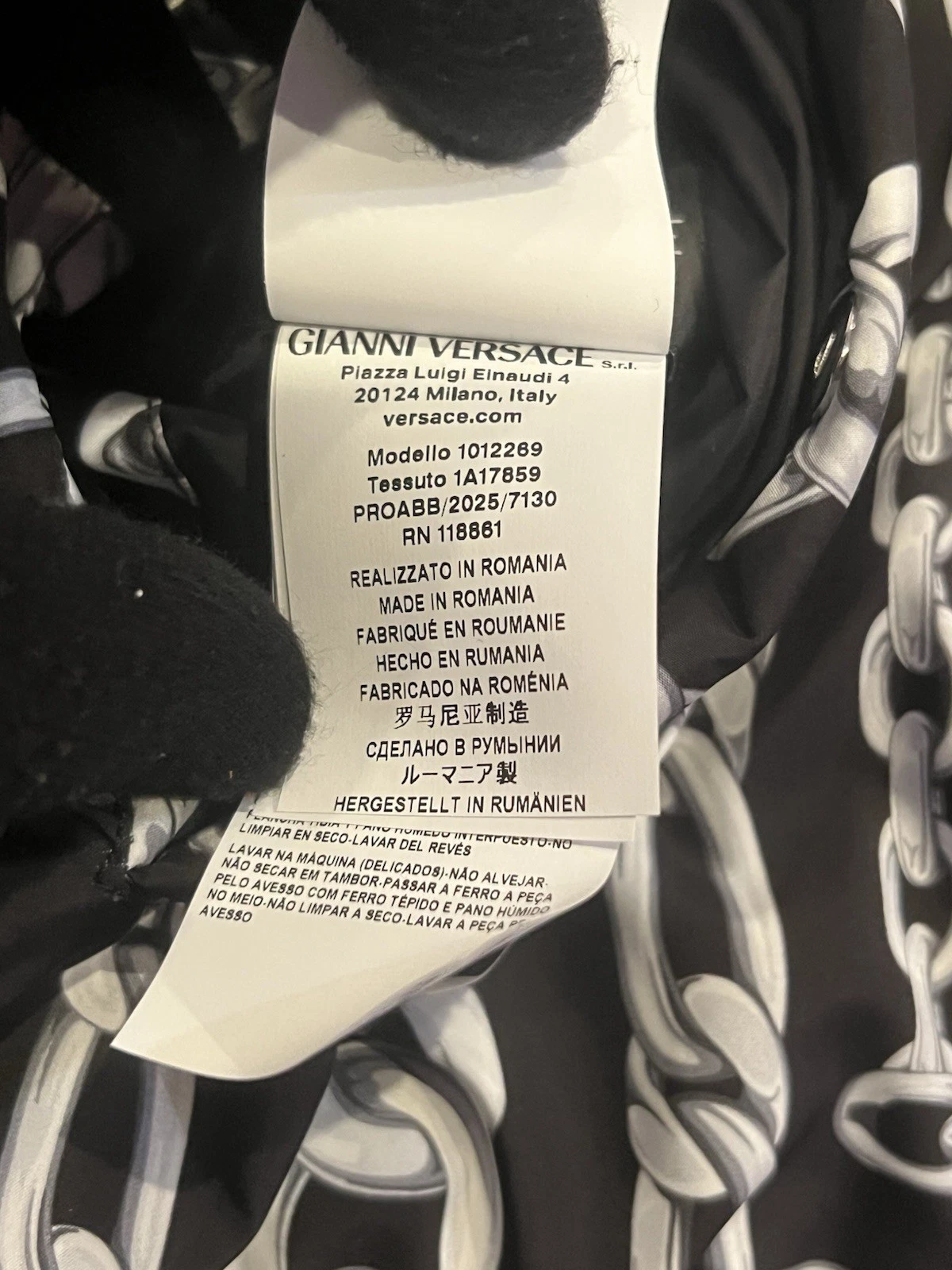 $2050 Men's Versace medusa chains reversible bomber jacket size 52 Fits L - product detail image 9