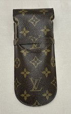 Authentic Louis Vuitton tui Lunettes Rabat Glasses LV Case SNOO83