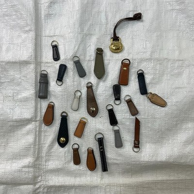 Lot of 22 Keychain Key Ring Replacement Hardware Accesories