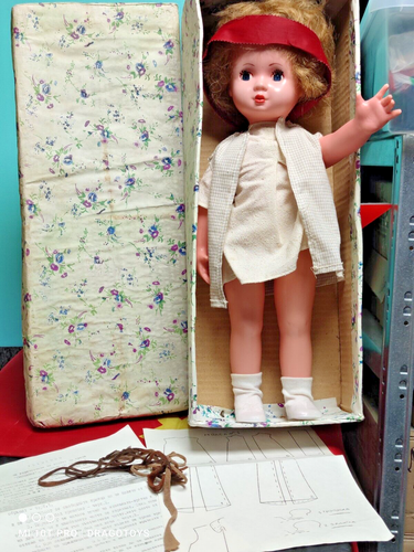 VINTAGE MÄDCHEN DAME SPIELZEUG PUPPE ORIG. BOX TENNISSPIELER BEWEGLICHE AUGEN GROSS SOWJETZEIT - Bild 7 von 24