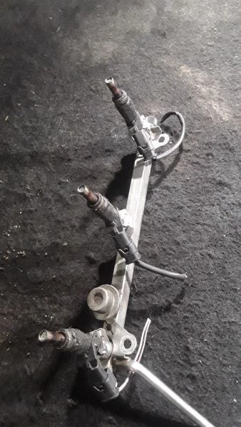 Mercedes Benz ML350 2007 2,5 L inyección de combustible   Foto 2 de 4