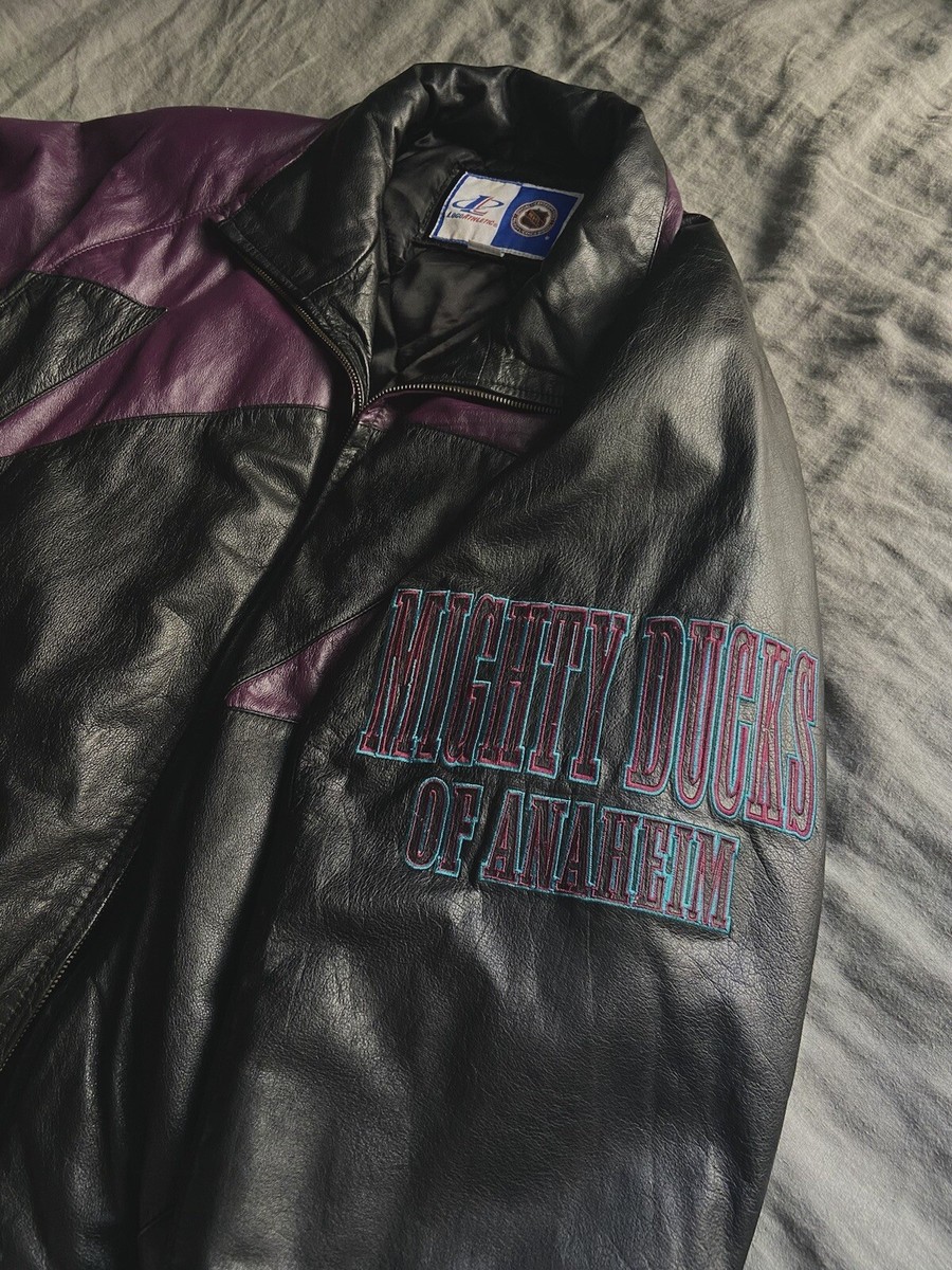 RARE Vintage 90s Logo Athletic NHL Mighty Ducks Shark Tooth