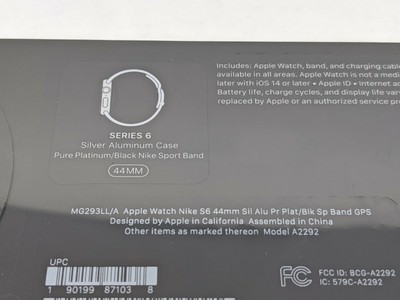 silver aluminum case with pure platinum black nike sport band